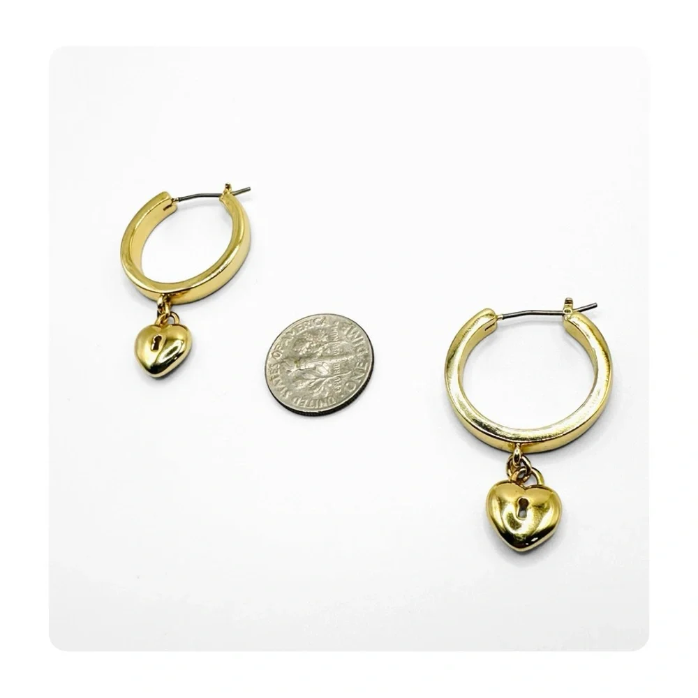 ★ NWT Ann Taylor “heart lock” Hoops - Golden ★ - Picture 4 of 14